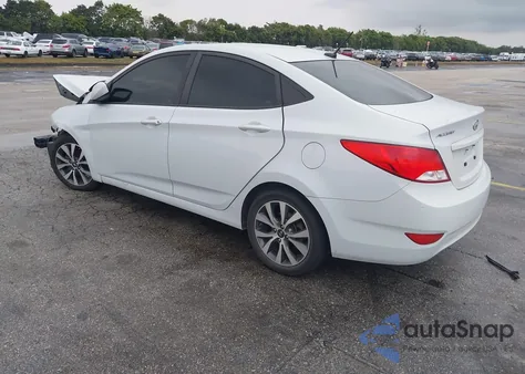 2017 Hyundai Accent Value Edition z USA, uszkodzony, nr VIN KMHCT4AE7HU372098